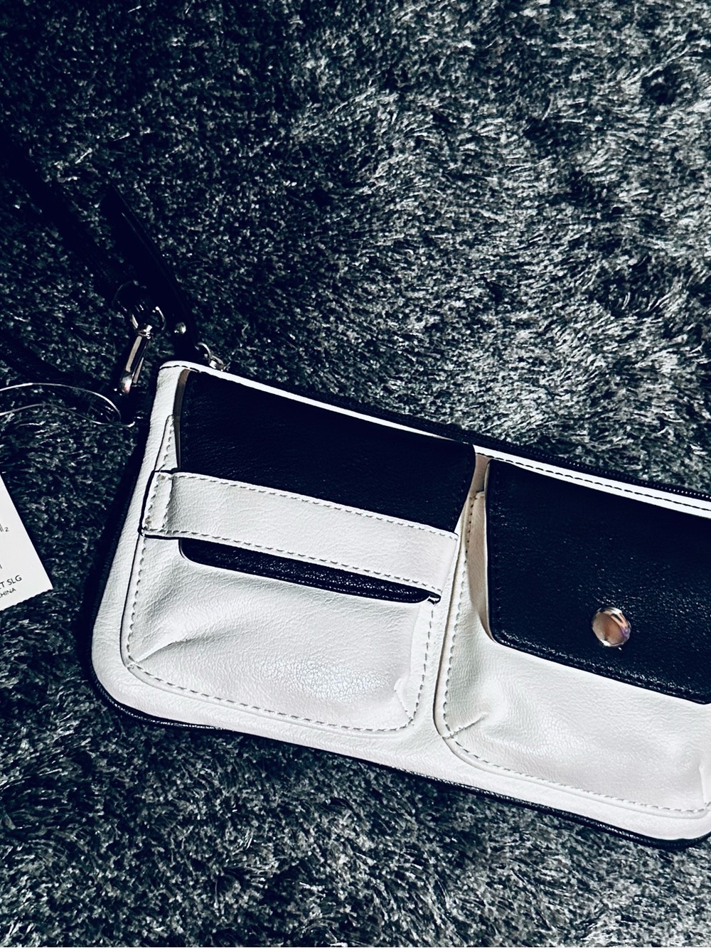Nine West Women's Black & White Pocket Wristlet - Classic Two-Tone Design